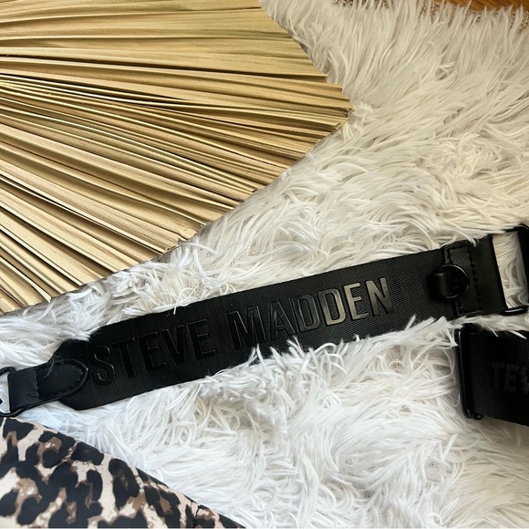 Steve Madden Black and Brown Leopard Crossbody Bag - Picture 4 of 8